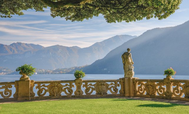 Explore Lake Como with AI